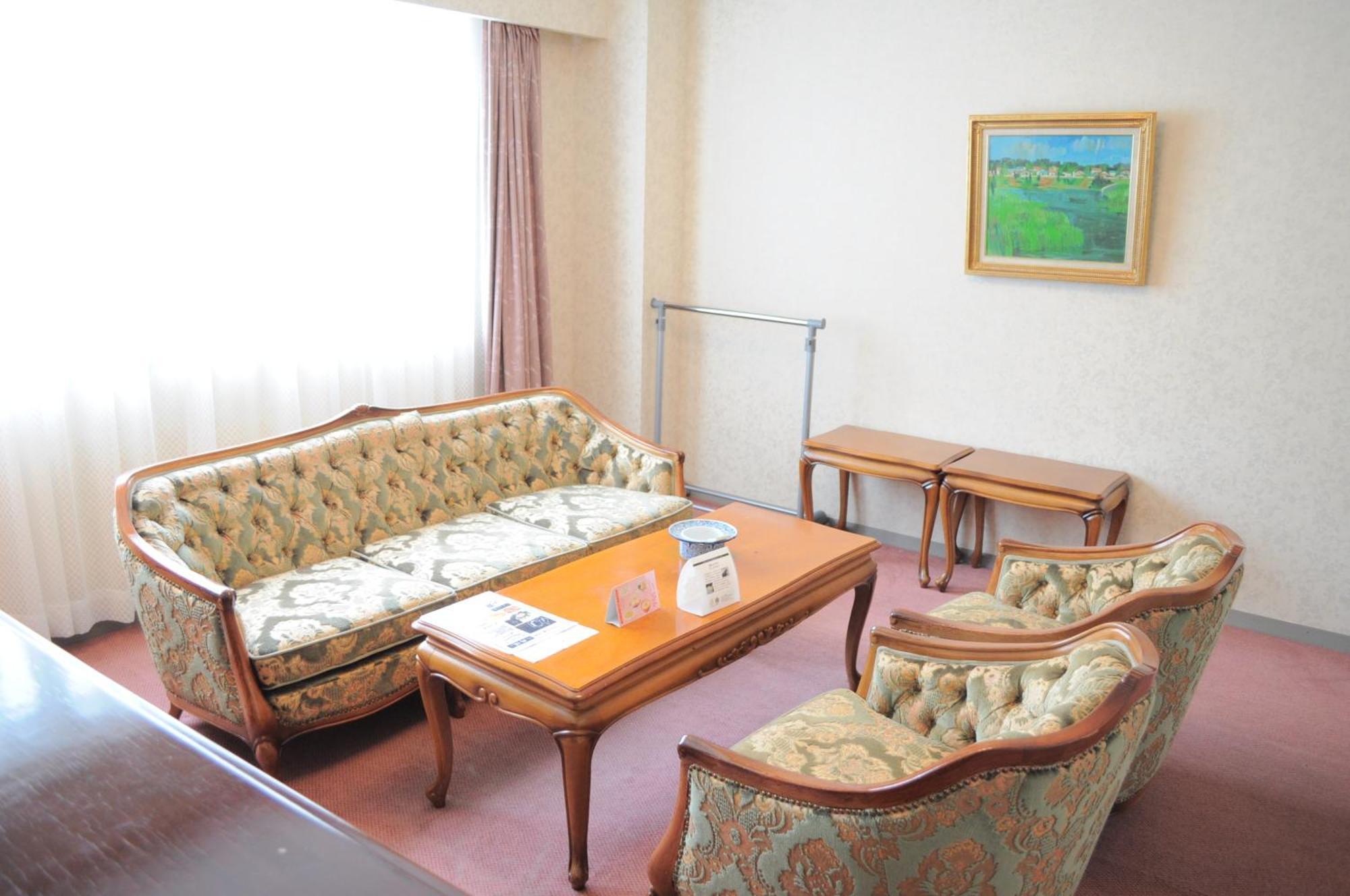 Tateyama Kokusai Hotel Toyama Station Pokoj fotografie