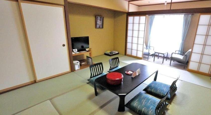 Tateyama Kokusai Hotel Toyama Station Exteriér fotografie